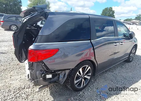 2024 Honda Odyssey Touring z USA, uszkodzony, nr VIN 5FNRL6H83RB030233